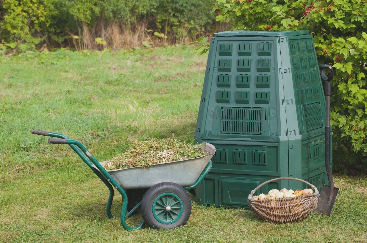 Handy tips for autumn composting in Melbourne